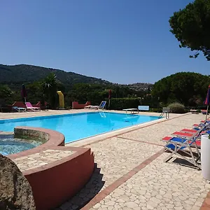 Melograno Aparthotel